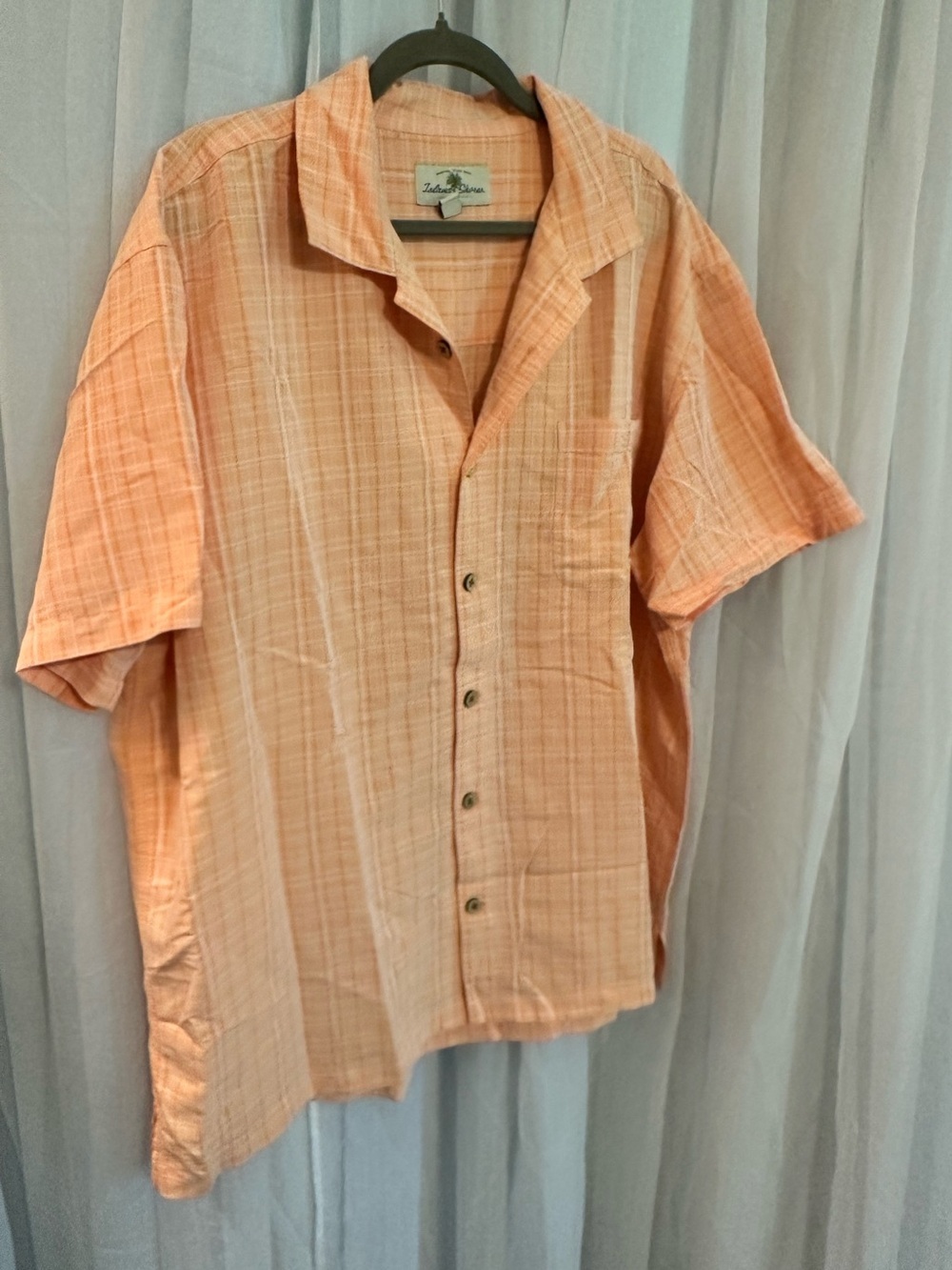 Island Shores Light Orange Short-Sleeve Button-Up Men's Shirt NWOT